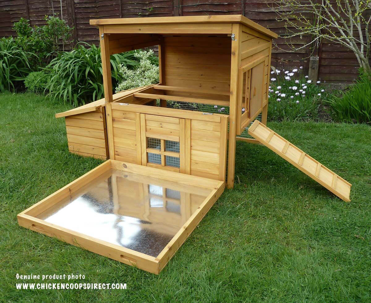 The Dorset coop front comes off easily to allow easy access
