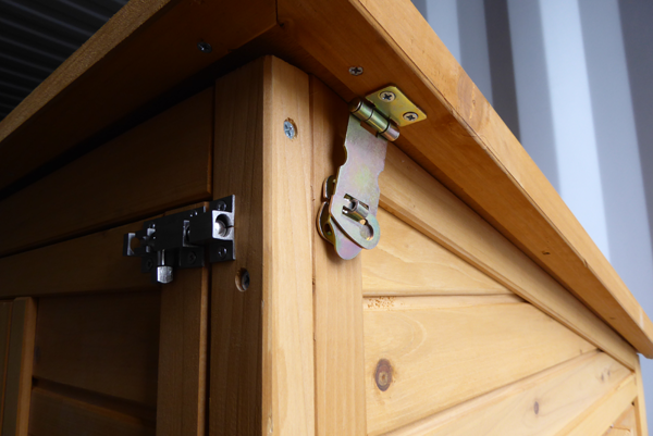 Dorset roof latch